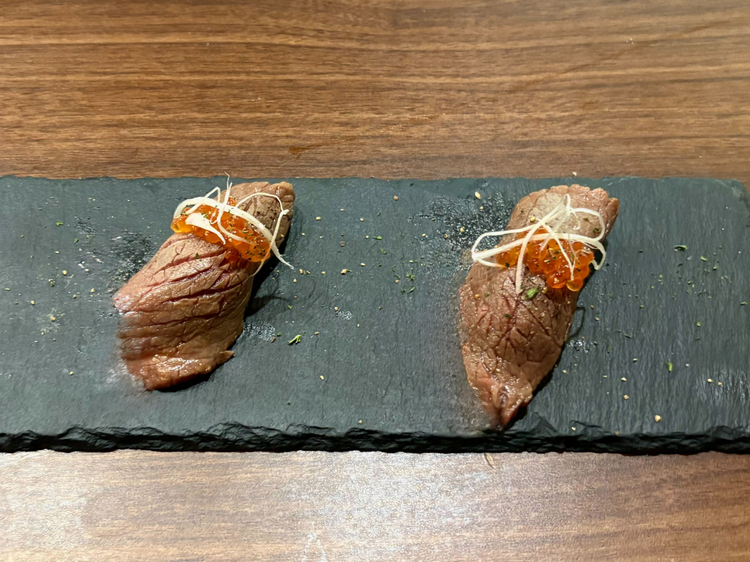 『和牛炙り寿司』