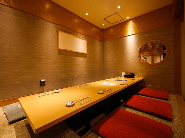 【倭料理 築地伊八 弐號】の半個室