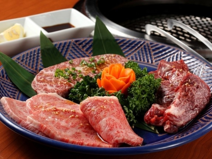 焚き火の黒毛和牛 特選三点盛り