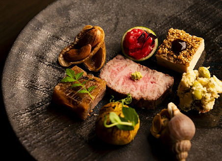 肉割烹　喰心の料理