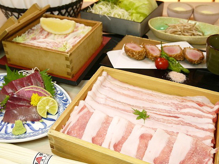 豚しゃぶ　せいろ蒸し　豚匠　なんば邸の料理