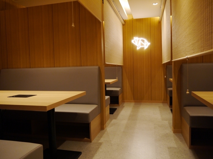 豚しゃぶ　せいろ蒸し　豚匠　なんば邸の店内