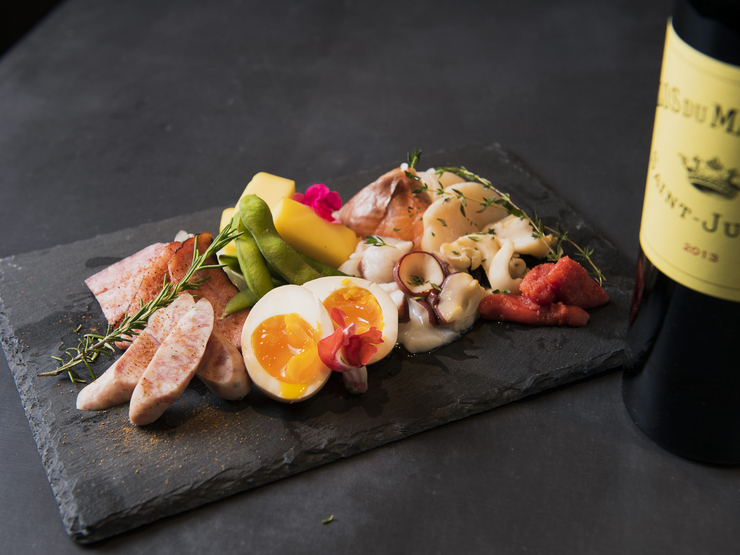 BAR＆DINING　KAZEMACHIの料理