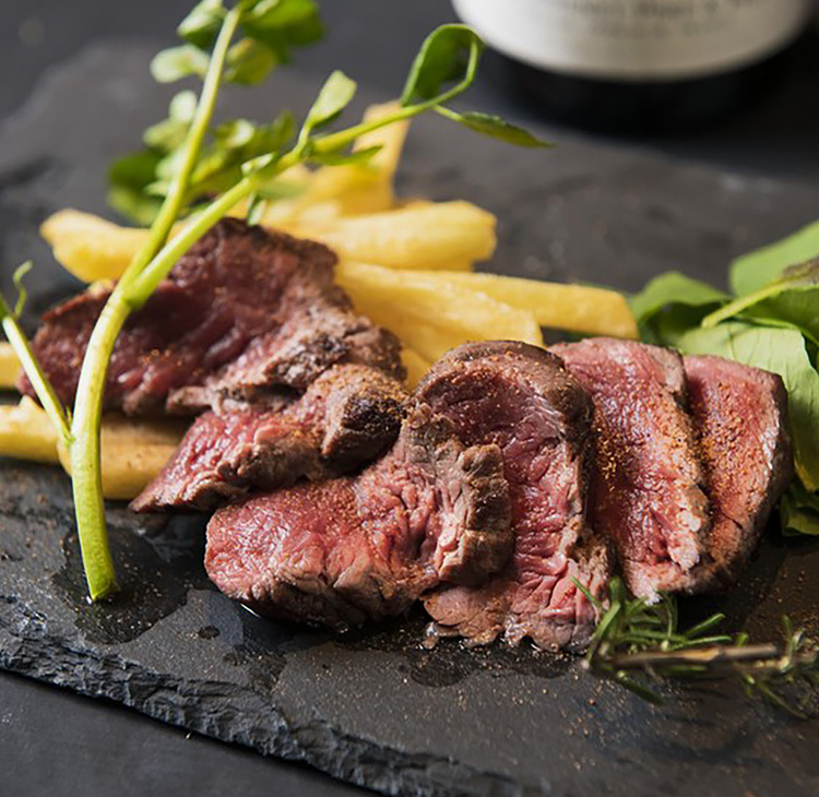 BAR＆DINING　KAZEMACHIの料理