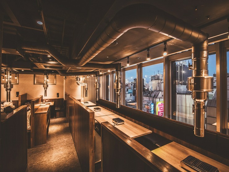 焼肉もとやま新宿歌舞伎町店の店内