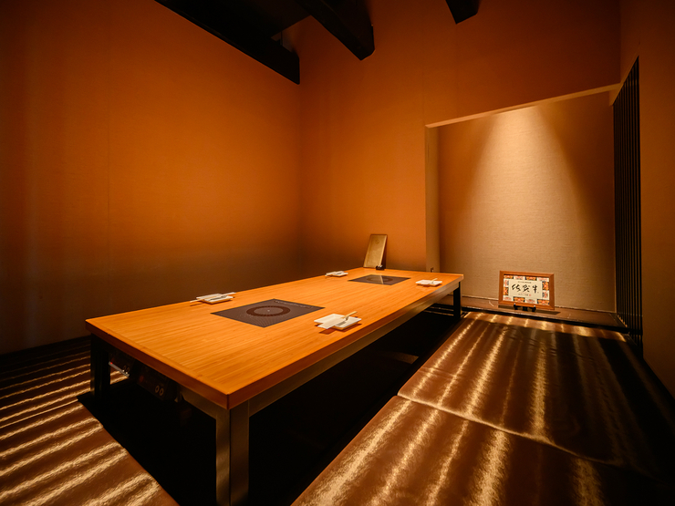 兜　銀座ニッタビルの店内