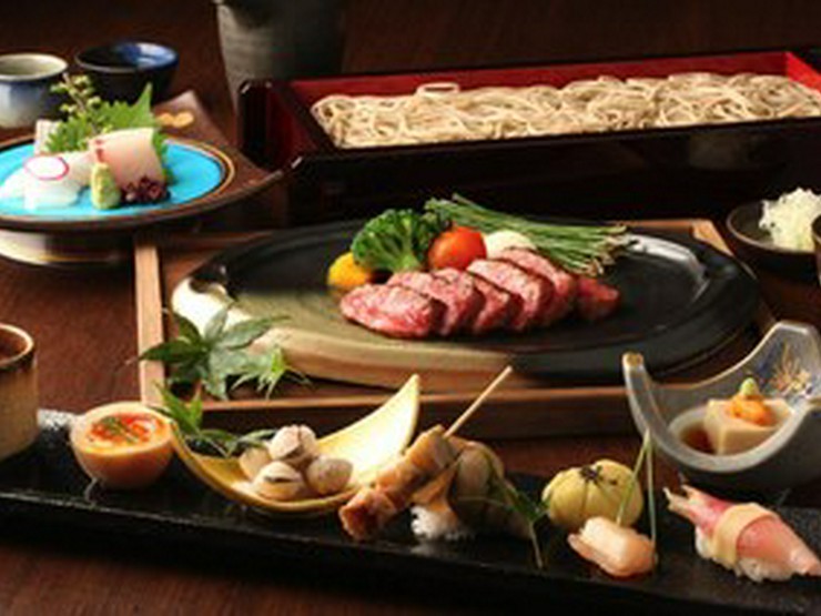 本格鉄板料理と和食会席を堪能