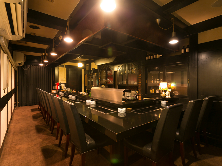 炭火あみ焼き　いとうの店内