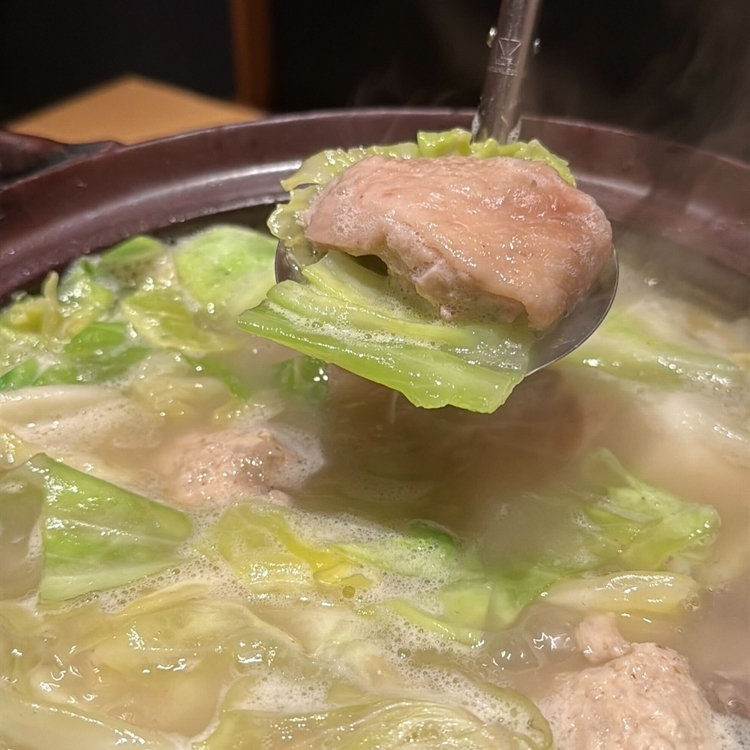 【御曹司 松六家】の「水炊き会席」