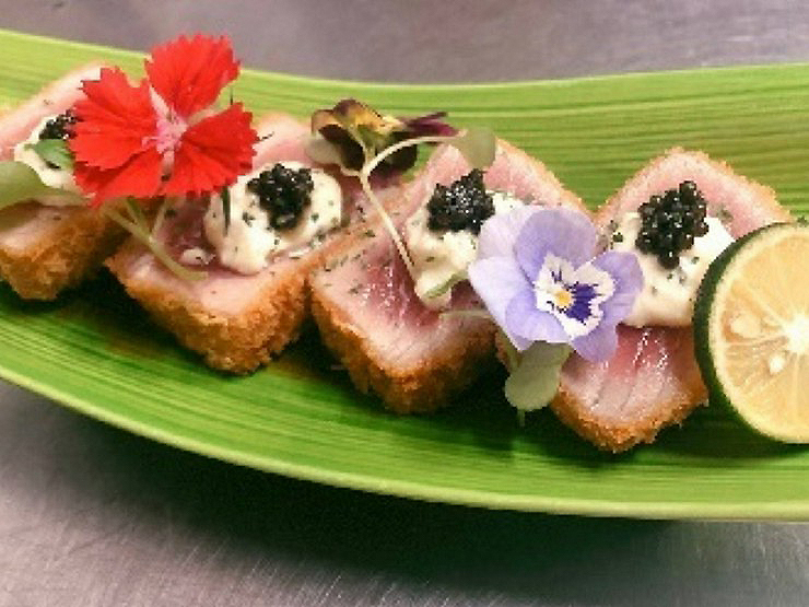 かどや霞邸の料理