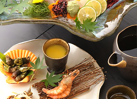 かどや霞邸の料理