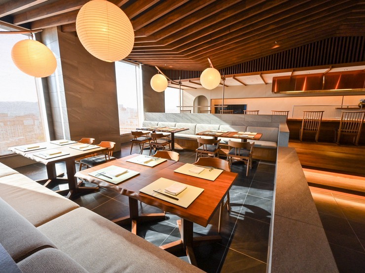 日本料理 FUKUI (福い)の内観