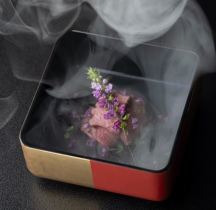 登るやの能登牛たん 玉手箱