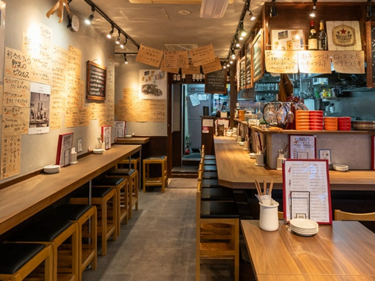 ビストロ　Sabuの店内