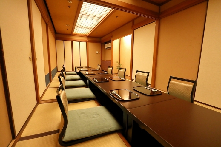 いけす無門新宿