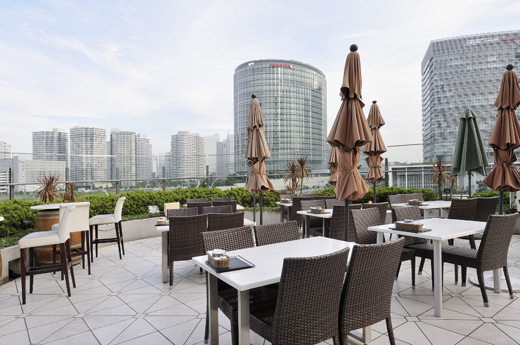 キンカウーカ グリル＆オイスターバー横浜ベイクォーター店