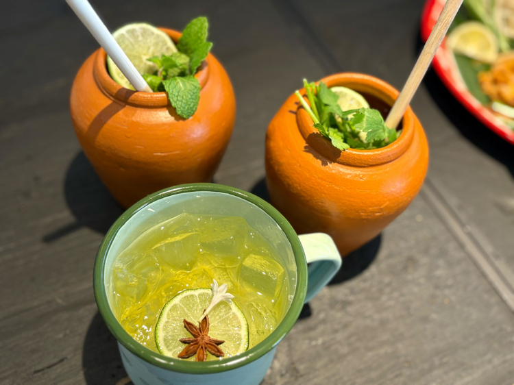 タイのラムを使ったモヒートはぜひパッタイに合わせていただきたい一杯