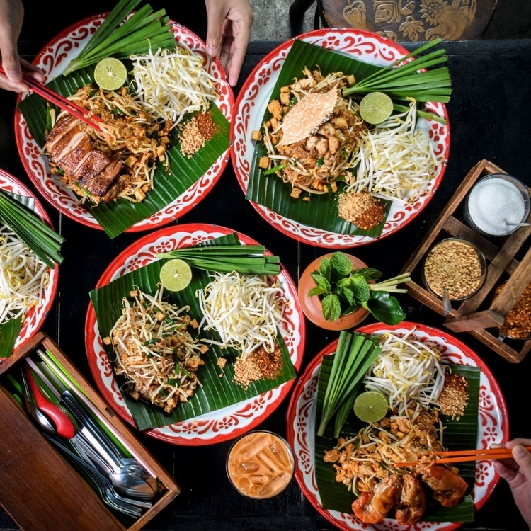 横浜ハンマーヘッドの【BAAN PHADTHAI】のパッタイ