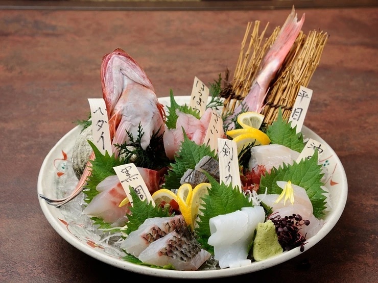 とれとれ旨い魚 産地直送地場野菜 なかの家の料理