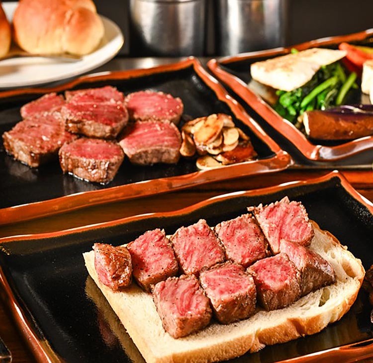 ステーキハウス　シャロレの料理