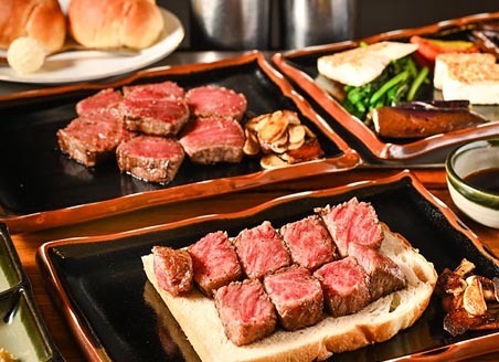 ステーキハウス　シャロレの料理