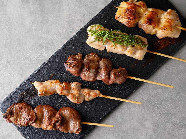 炭火串焼き　あんどの料理