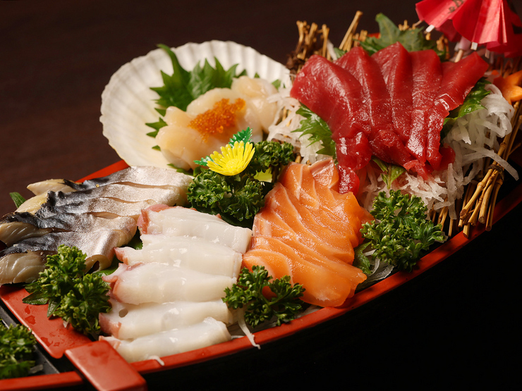 海鮮陶板居酒屋　赤の雅の豪華舟盛り