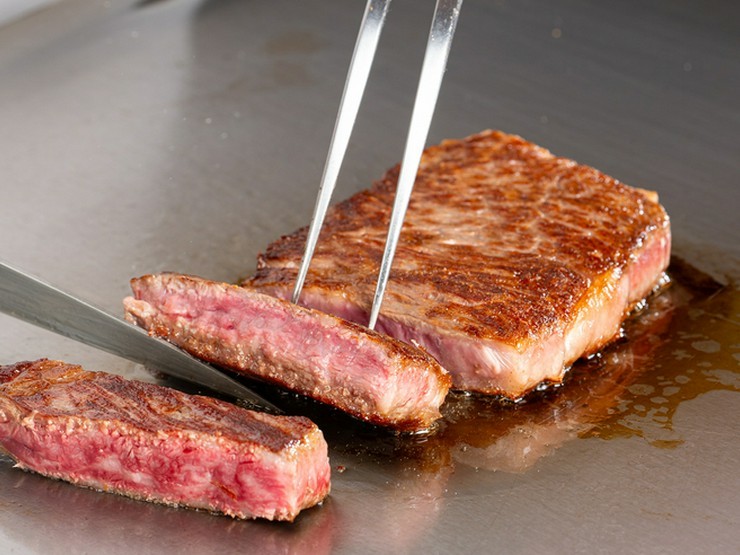 三笠会館 TEPPANYAKI 大和 麻布十番店の料理