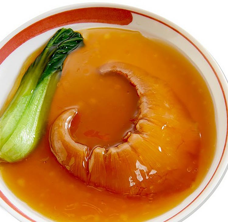 四川料理　成都のフカヒレの姿煮