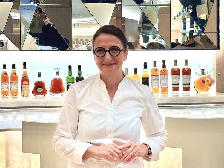 フランス料理界の至宝、アンヌ＝ソフィー・ピックシェフ