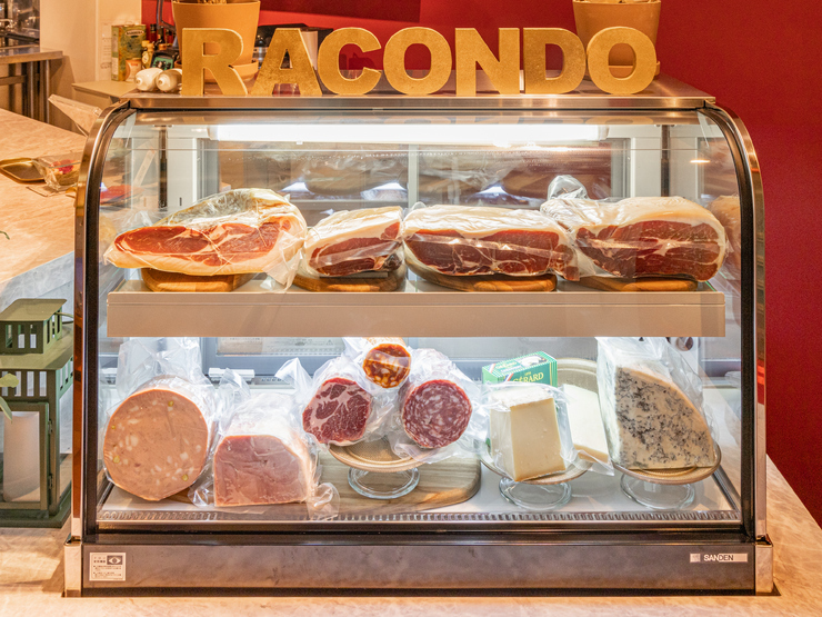 生ハムとワインの店RACONDO