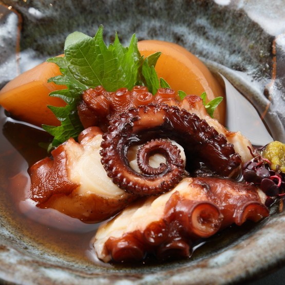 【塩竈　しらはた】料理人自慢の逸品『たこの柔らか煮』