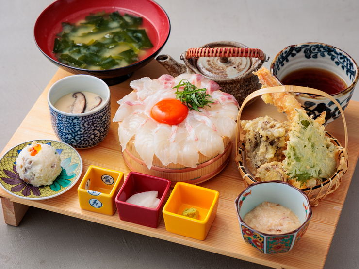 浮世離れの鯛ドロボーの料理
