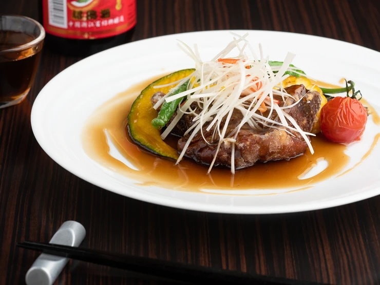 維新號　點心茶室の料理