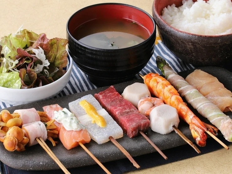 九志焼亭　本店の料理