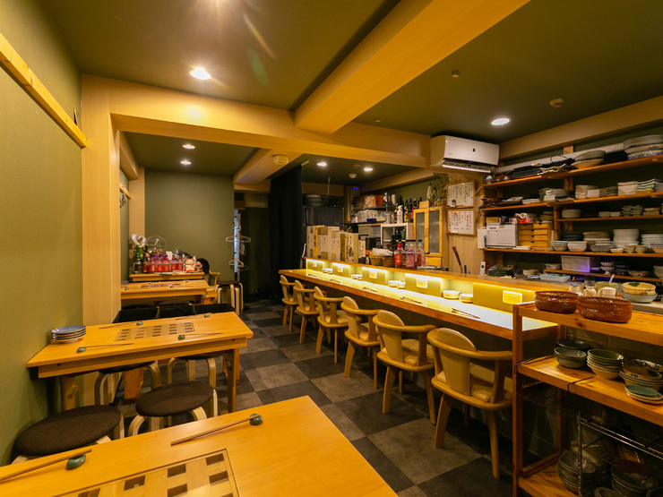 縁満居酒屋　皓月の内観
