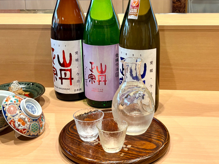 今治の地酒など、料理を引き立てる日本酒も豊富 