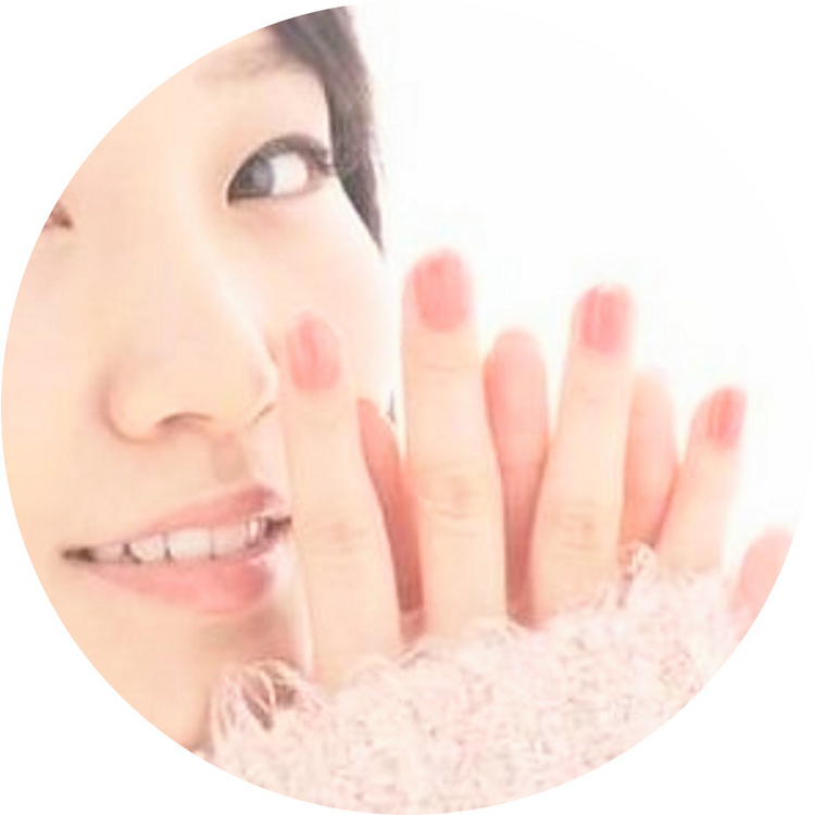ヒトサラ　鈴アヤ