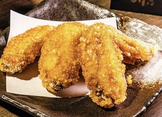手羽先グランプリ受賞の新名物『金手羽』