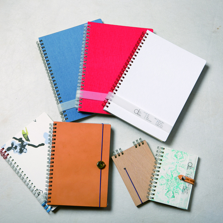 紙質、デザイン、サイズなど自分好みのノートを