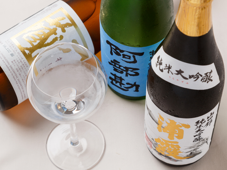 海の幸を使ったフランス料理は日本酒とも相性抜群