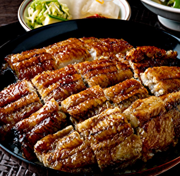 老舗が挑む“禁断の組み合わせ”。【人形町 梅田】で味わう、うなぎと梅の新定番